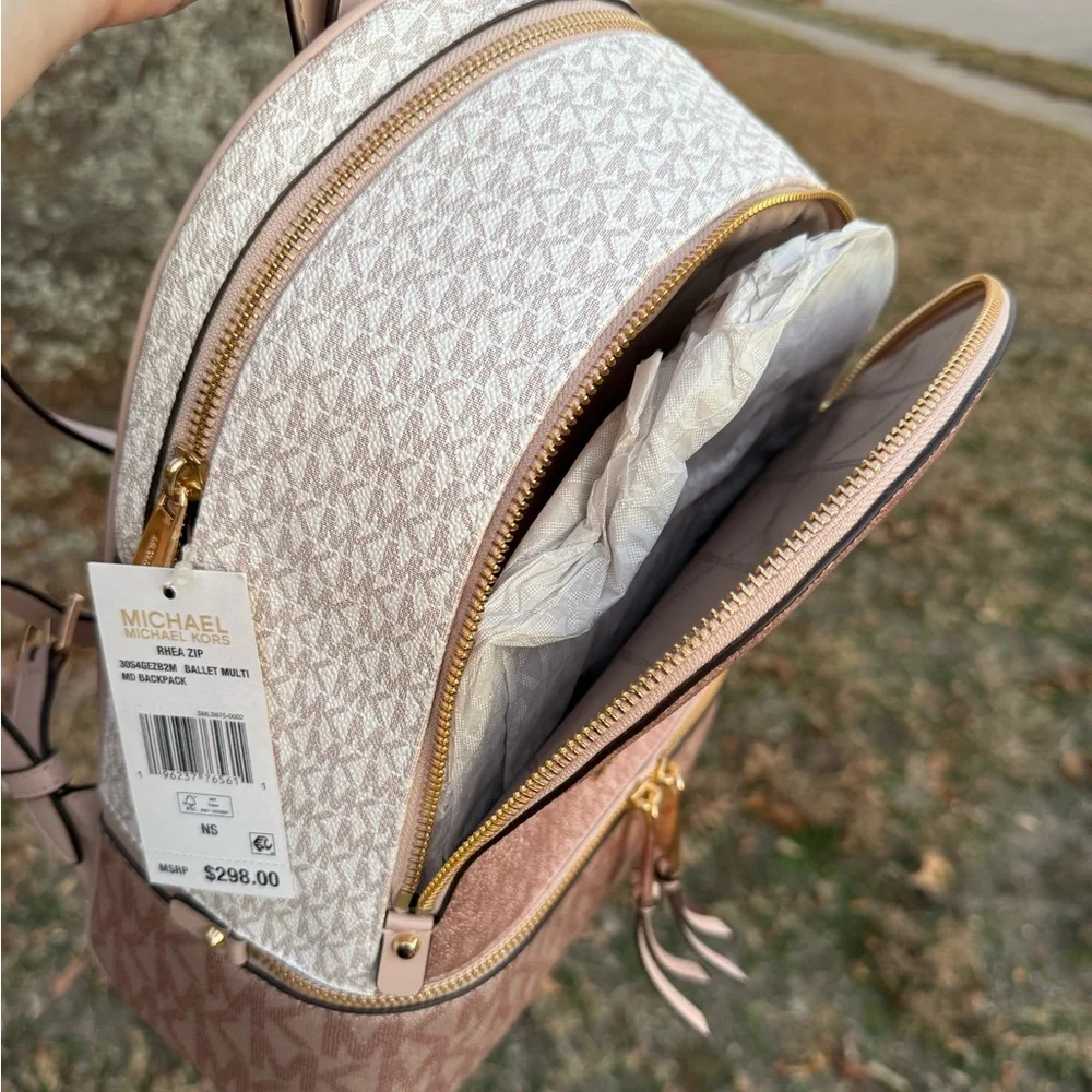 NWT🫦Michael Kors Rhea Zip Medium Color-block Logo Backpack  One Size